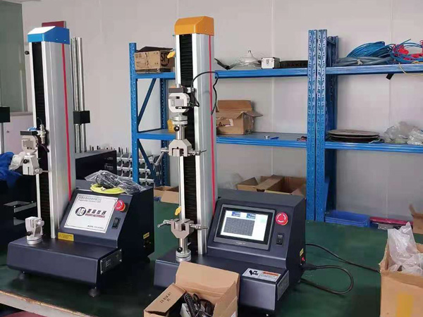 拉力试验机车间